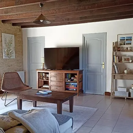 Holiday home Les Tavernes*authentique*calme*piscine